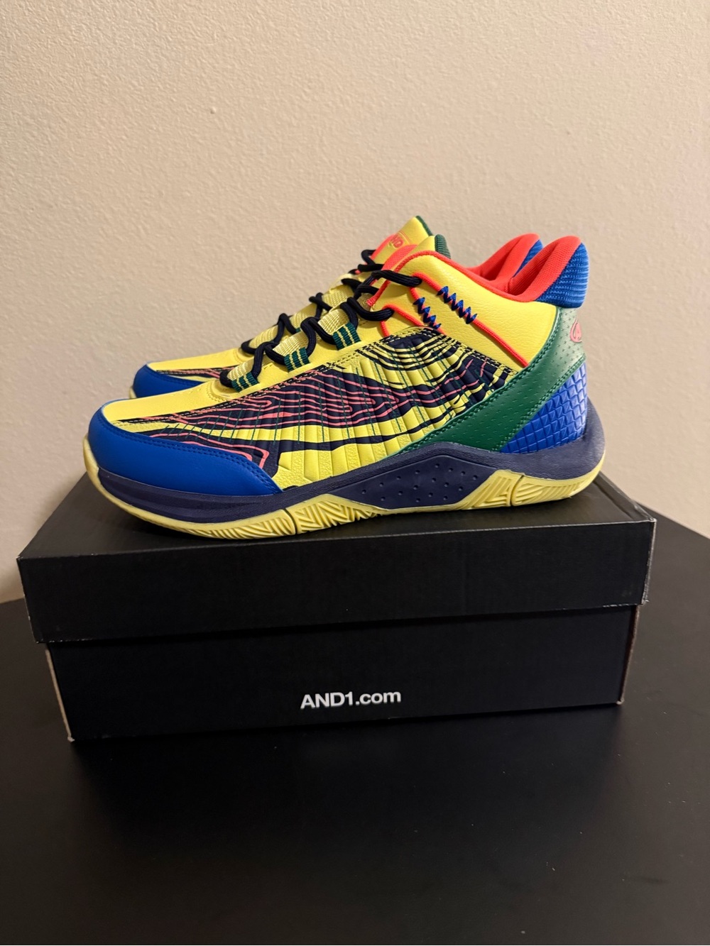 AND1 men's Multicolor basketball Shoes - Yellow/Blue/Green - NIB - men’s size 9